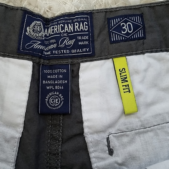 Men's grey knee length short, size 30 - Picture 3 of 4